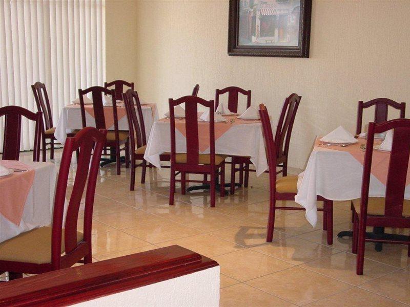 Hotel Principado Tijuana Aeropuerto Buitenkant foto