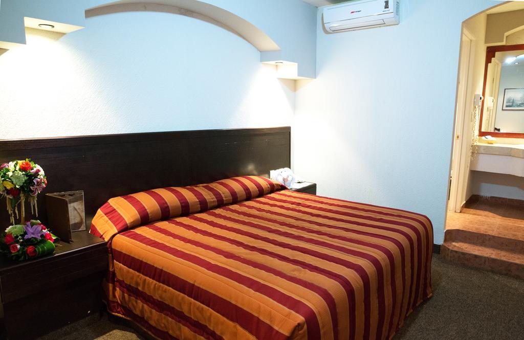 Hotel Principado Tijuana Aeropuerto Buitenkant foto
